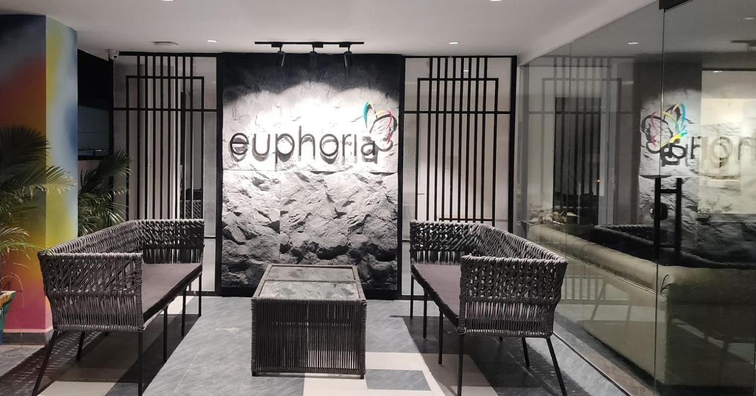 Hotel Euphoria Urban Sleep Hyderabad Ngoại thất bức ảnh